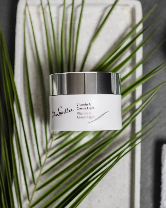 Vitamin A Creme Light