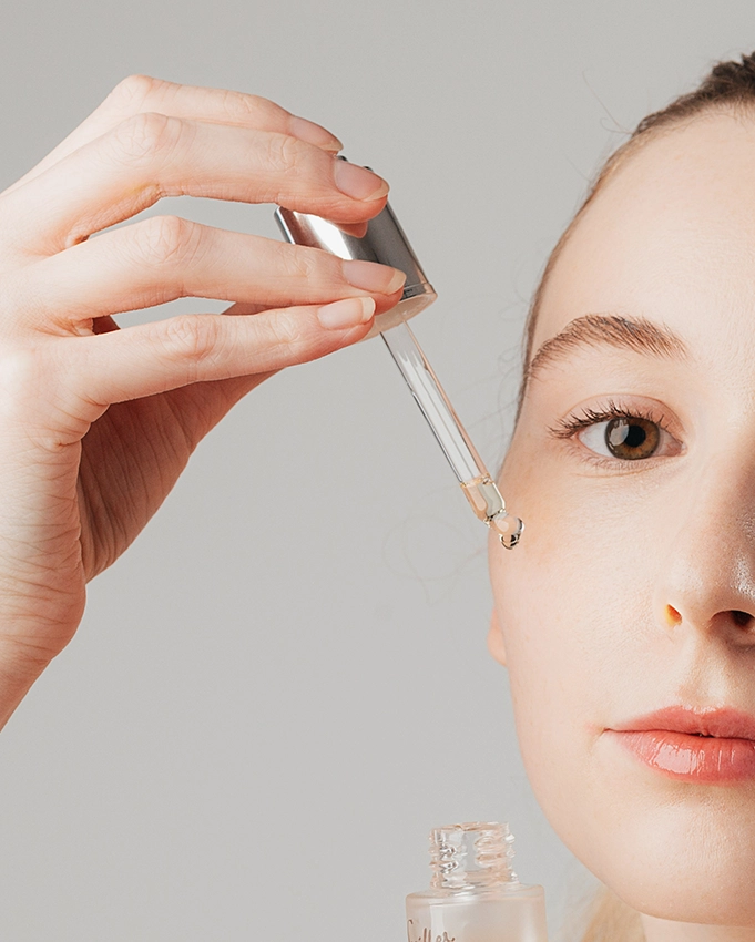 Aloe vera avocado vitamin E oil applied to the skin with a pipette